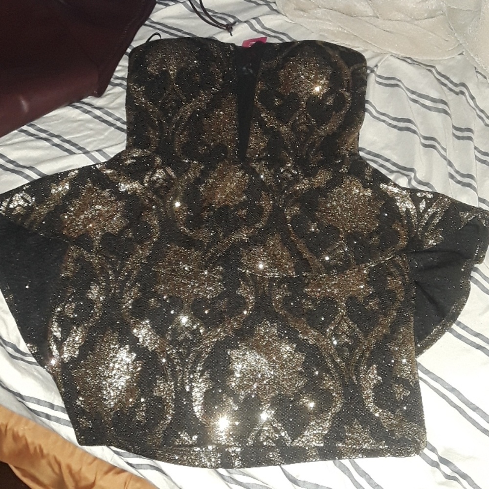 Gold black shiny dress